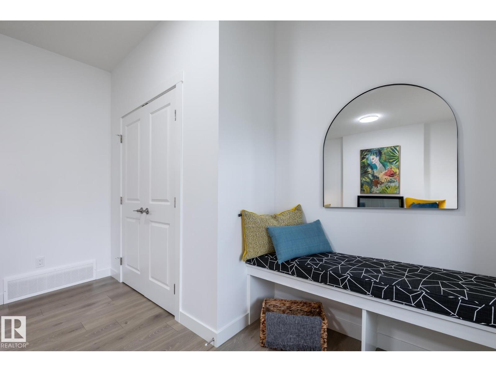 20818 15a Av Nw Property Photo 5