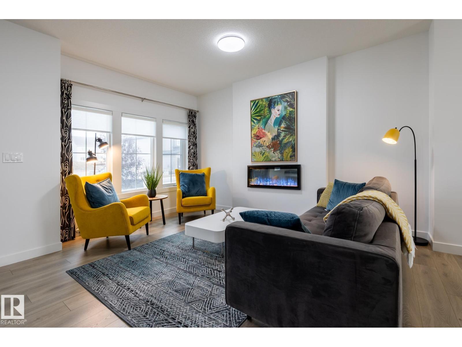 555 172 AV NE Property Photo 1