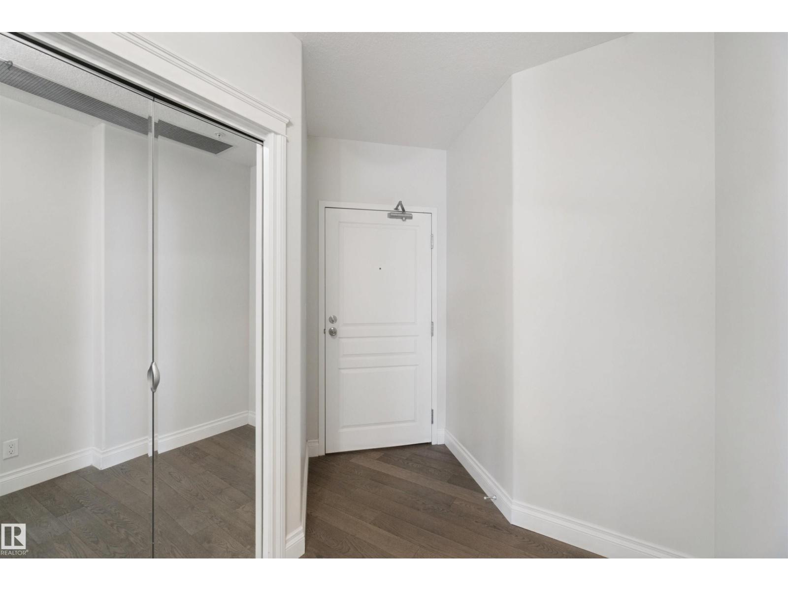 #1006 10319 111 St Nw Property Photo 5