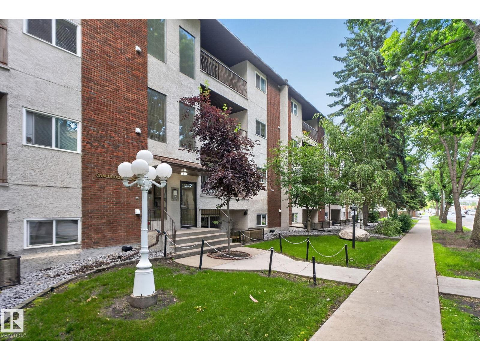 #108 10520 80 Av Nw Property Photo 2