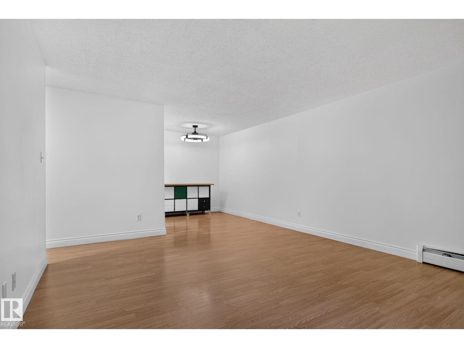 #108 10520 80 Av Nw Property Photo 13