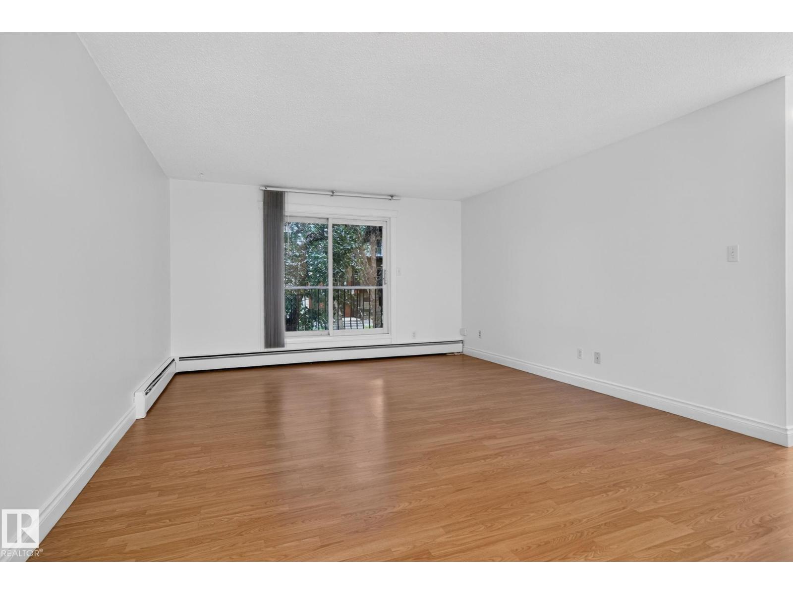 #108 10520 80 Av Nw Property Photo 15