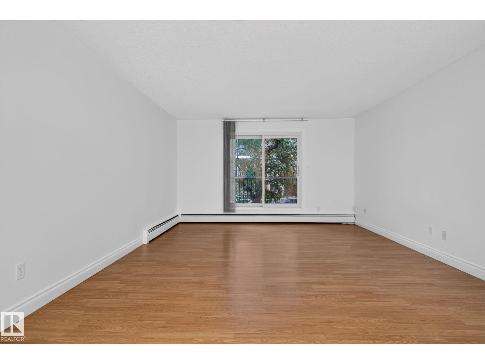 #108 10520 80 Av Nw Property Photo 16