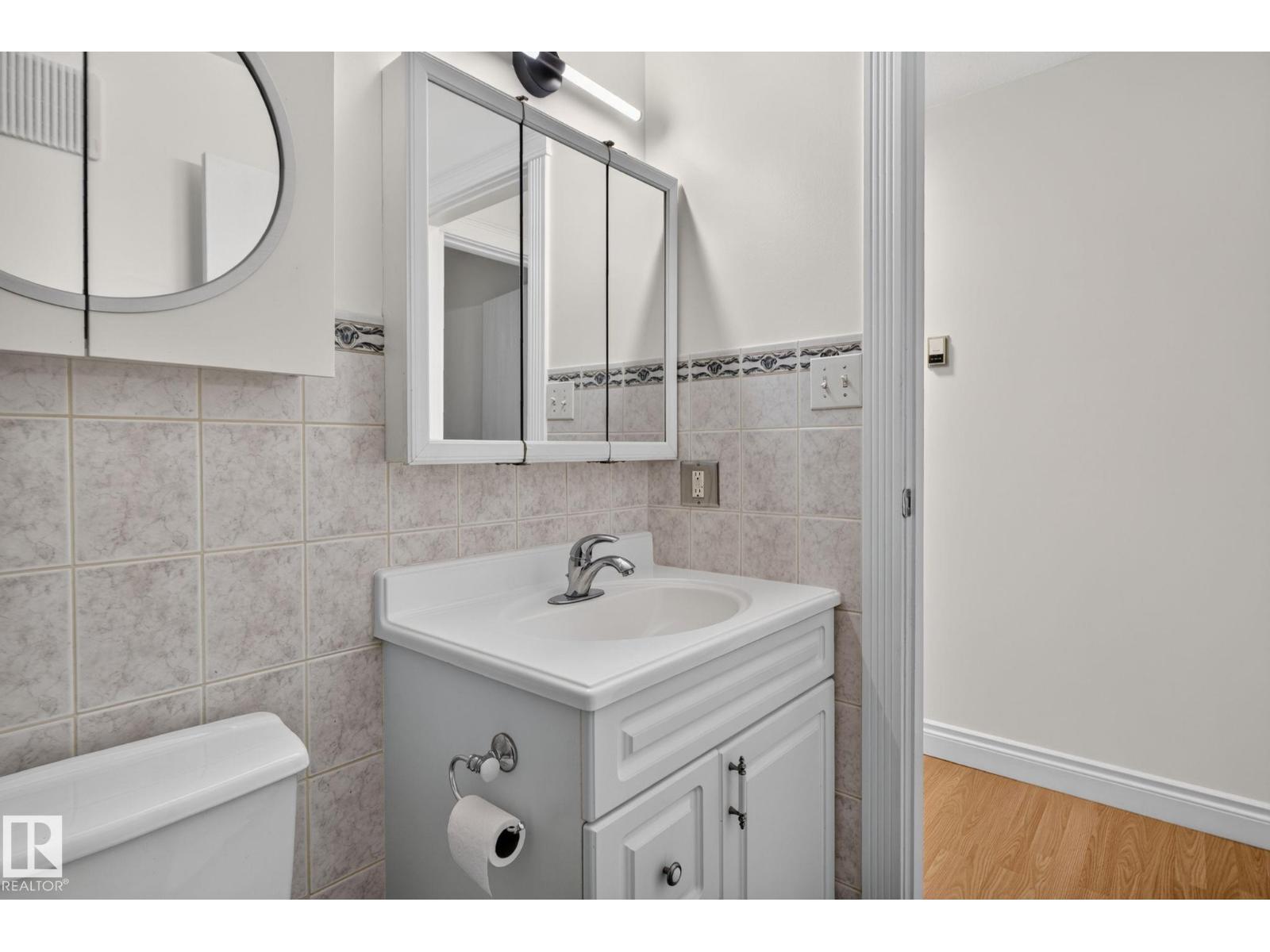#108 10520 80 Av Nw Property Photo 27