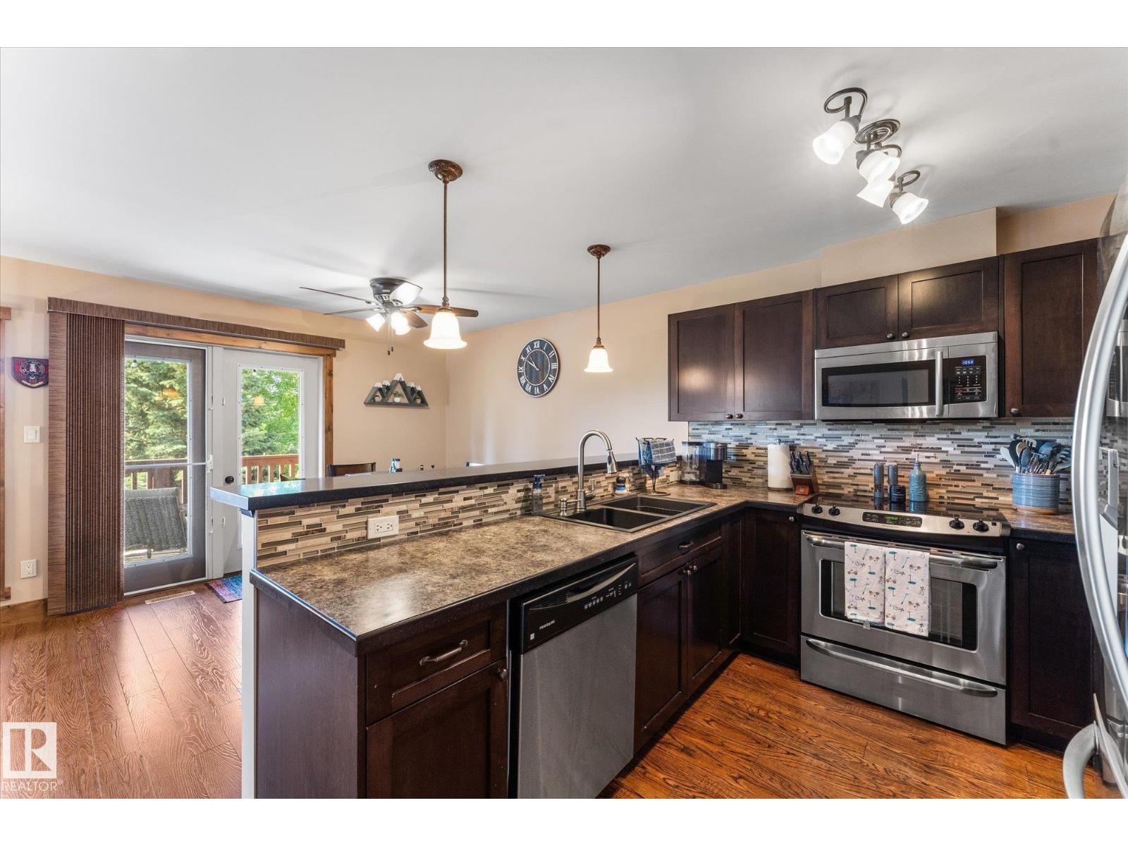 804 Graybriar Gr Property Photo 14