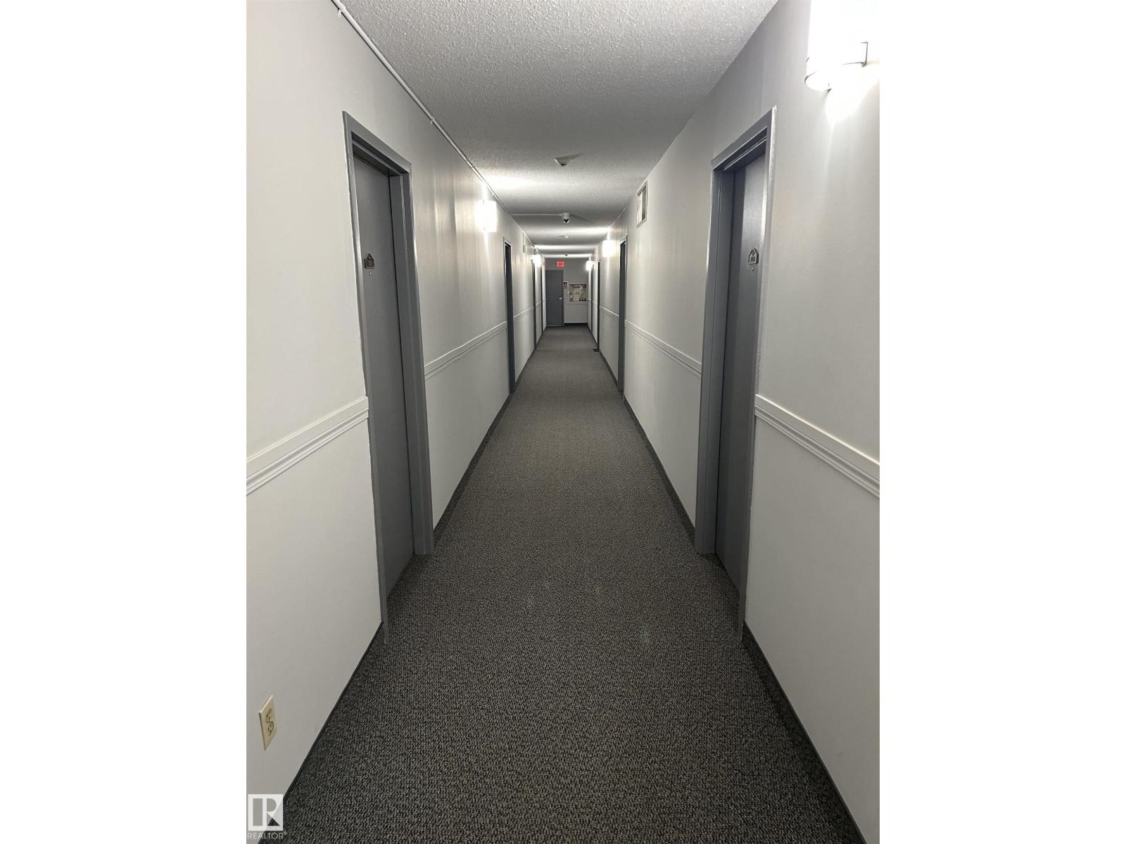 #714 10160 114 St Nw Property Photo 15