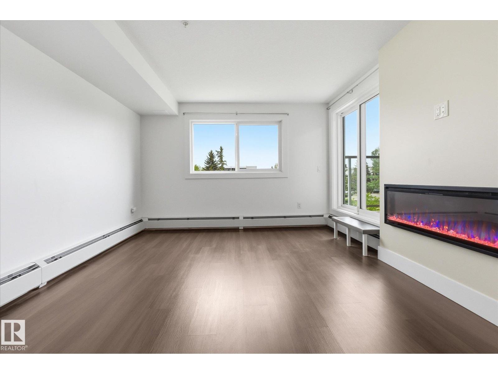 #302 9504 182 St Nw Property Photo 7