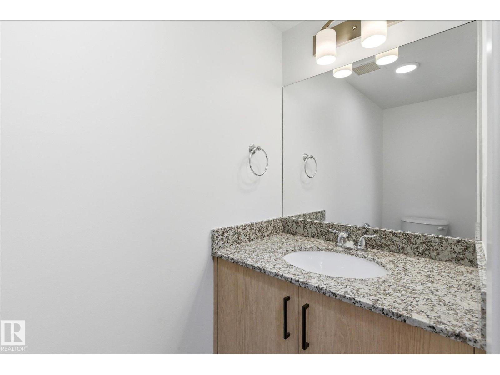 #302 9504 182 St Nw Property Photo 16
