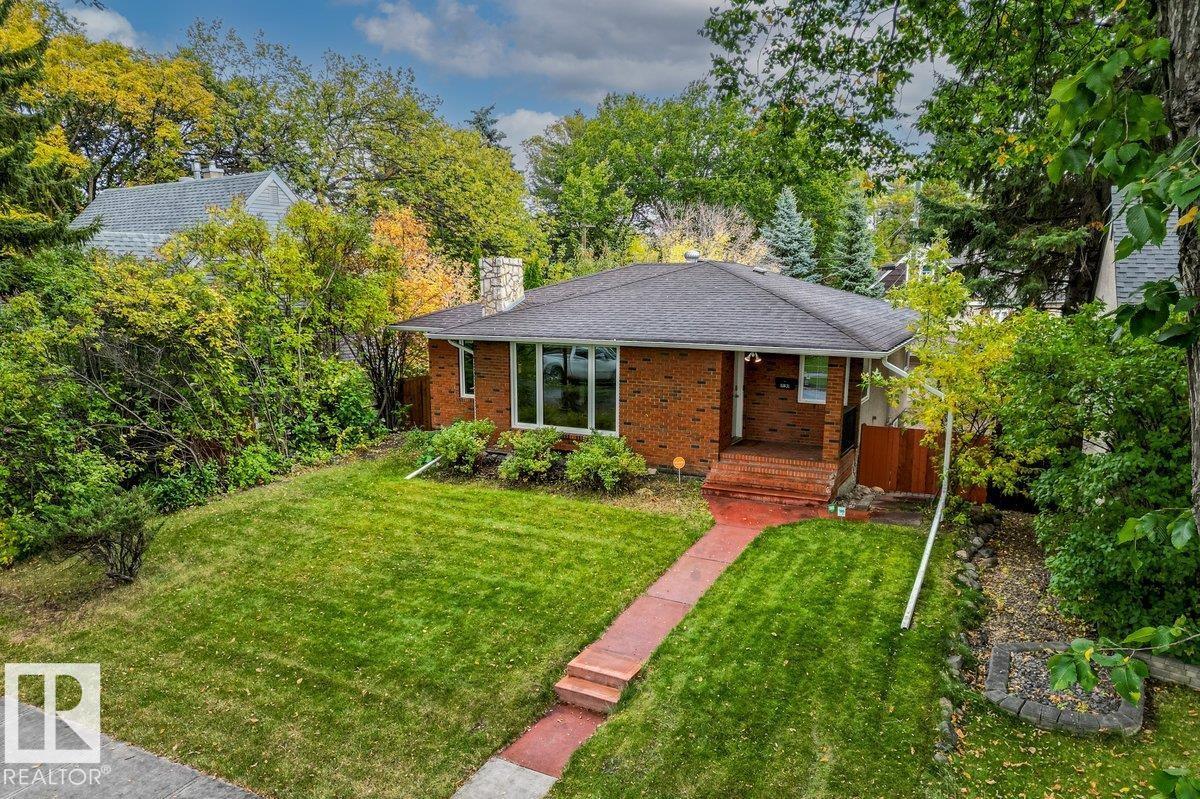 11631 130 St Nw Property Photo 2