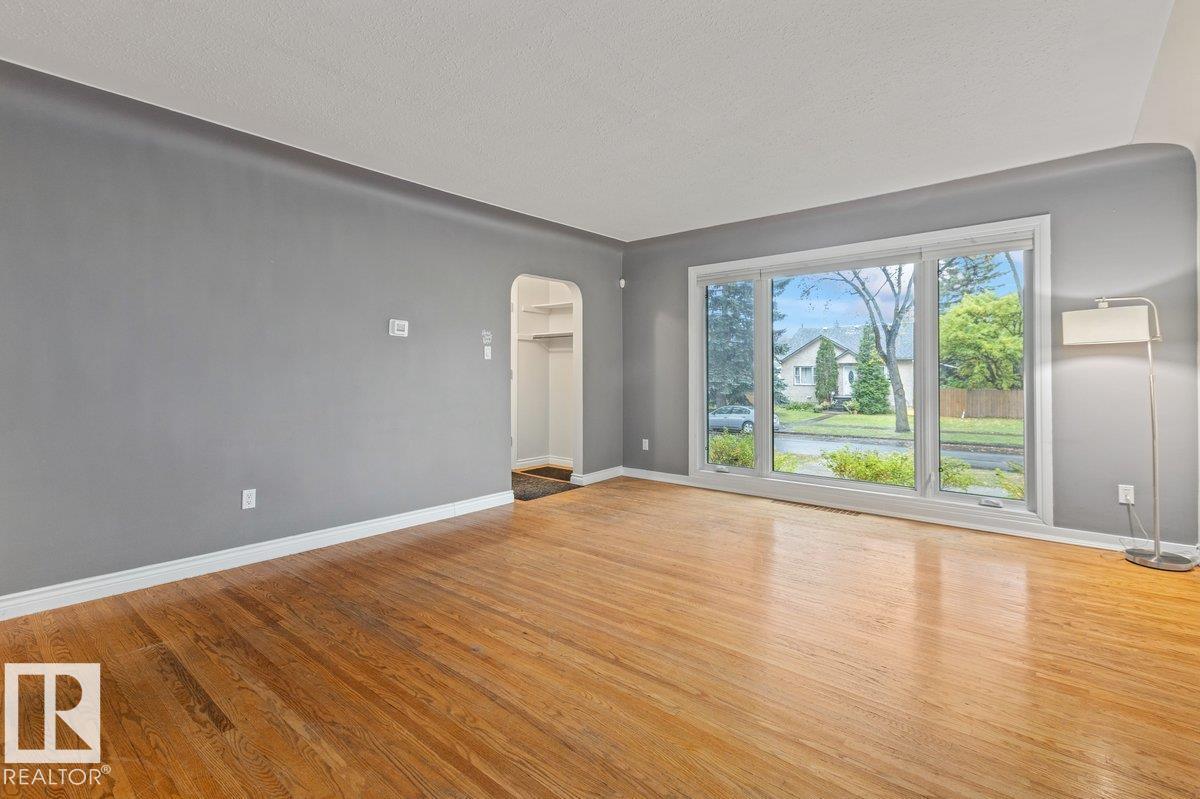 11631 130 St Nw Property Photo 5