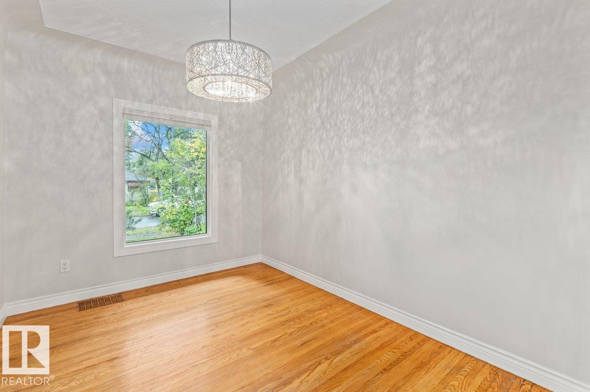 11631 130 St Nw Property Photo 8