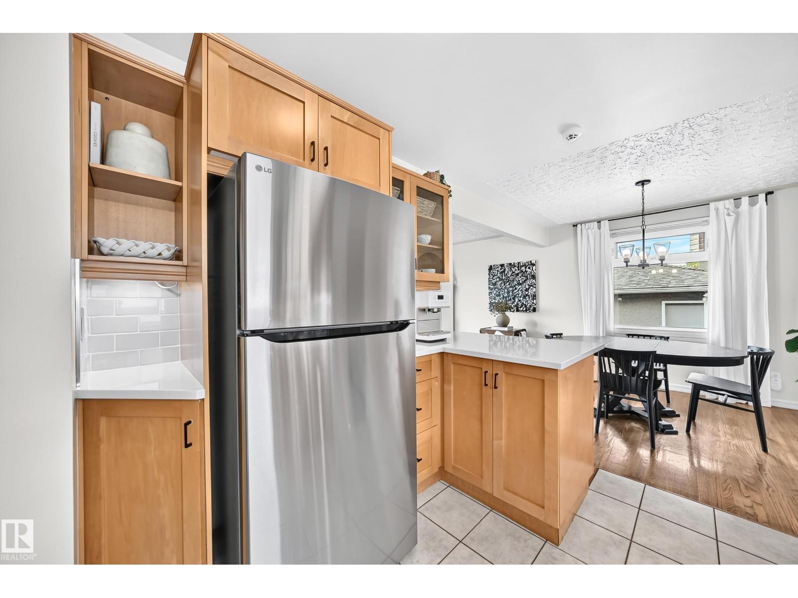 16406 87a Av Nw Property Photo 11