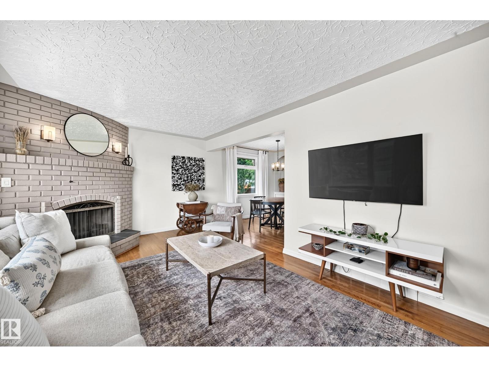 16406 87a Av Nw Property Photo 18