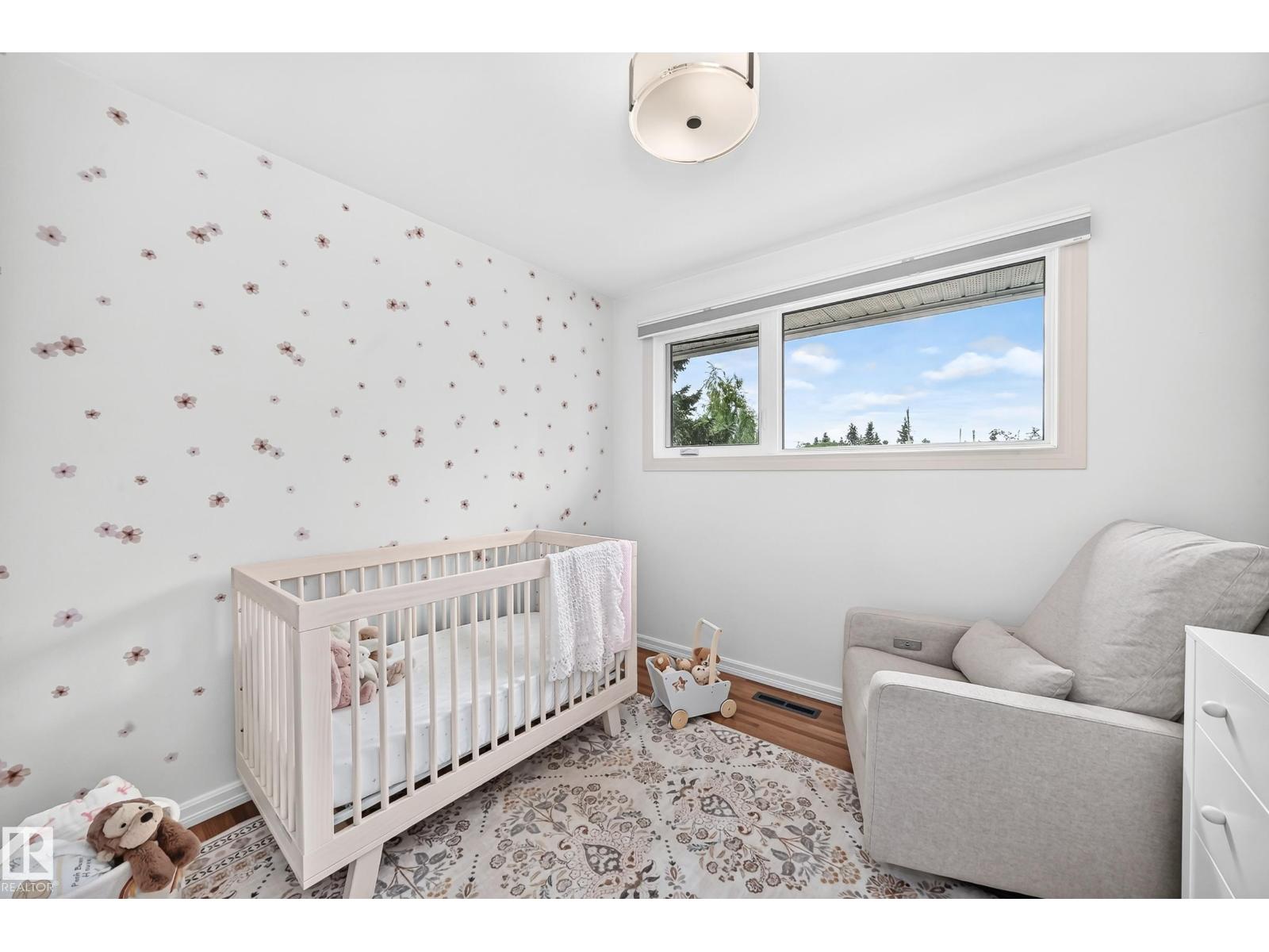 16406 87a Av Nw Property Photo 27
