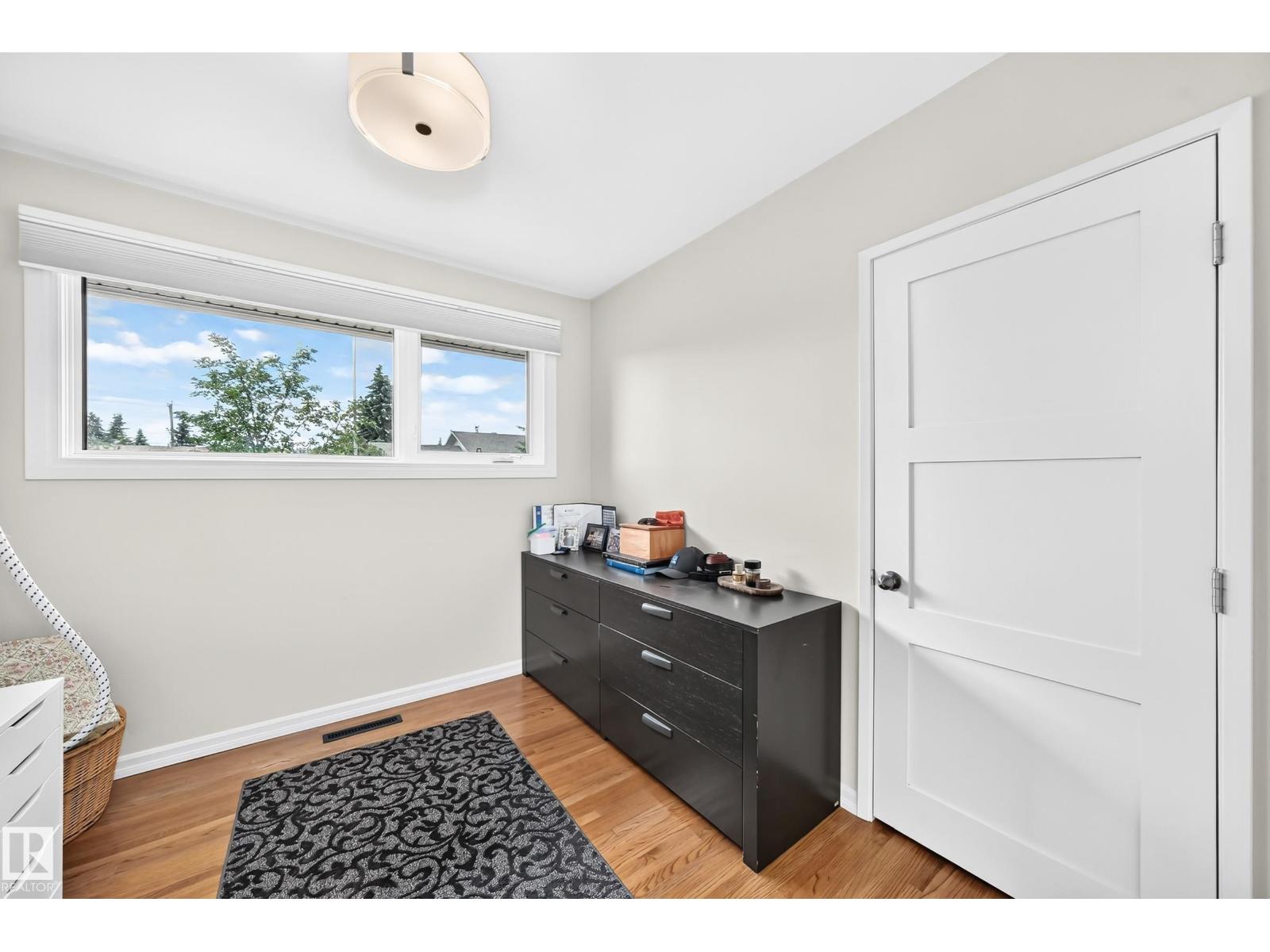 16406 87a Av Nw Property Photo 29
