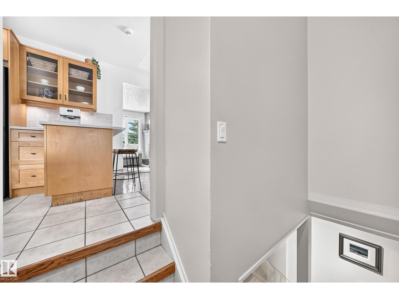 16406 87a Av Nw Property Photo 33