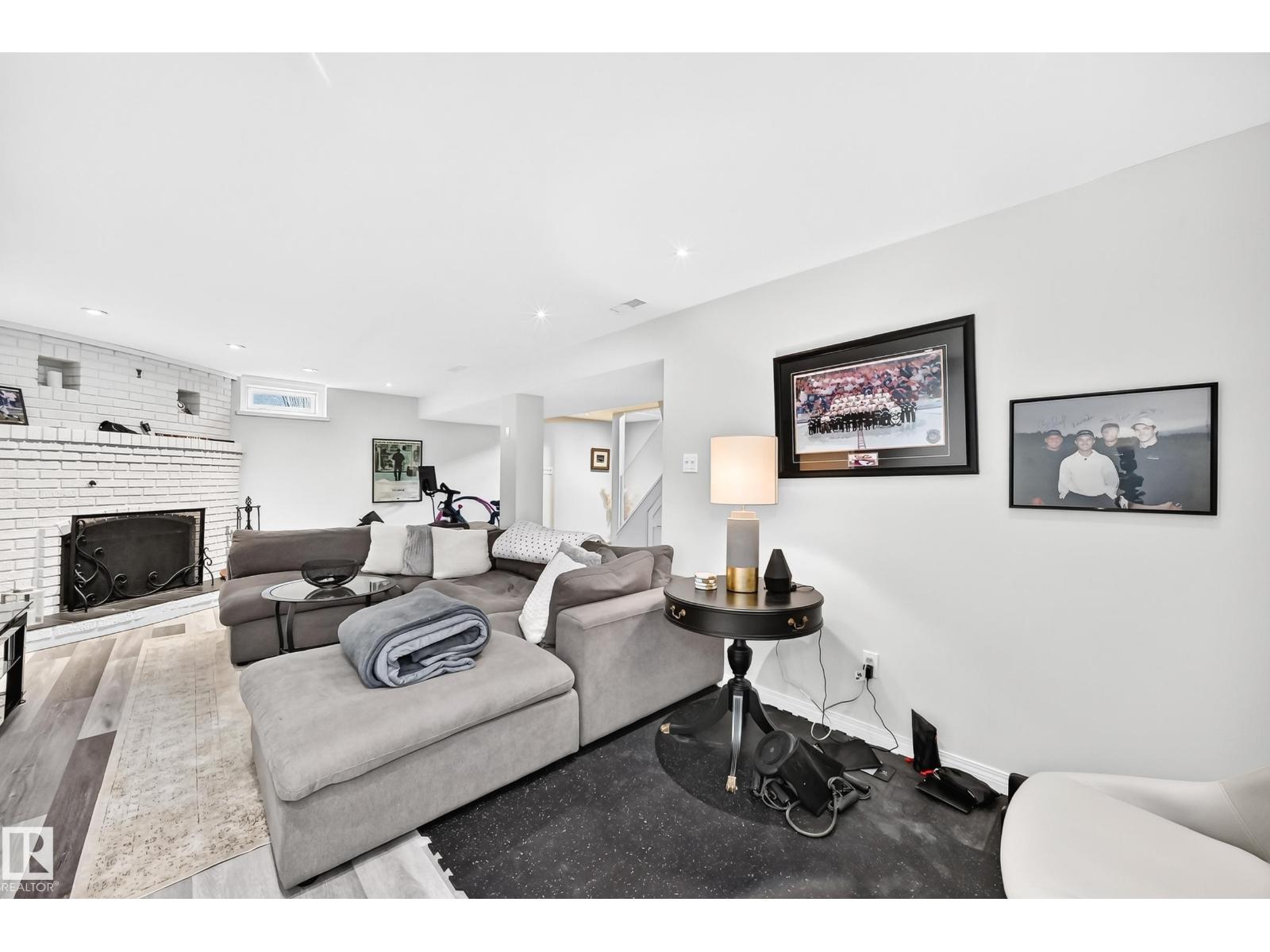 16406 87a Av Nw Property Photo 39