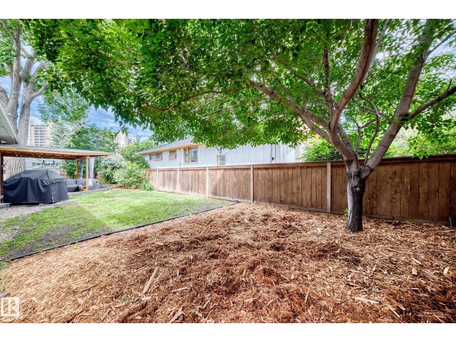16406 87a Av Nw Property Photo 57
