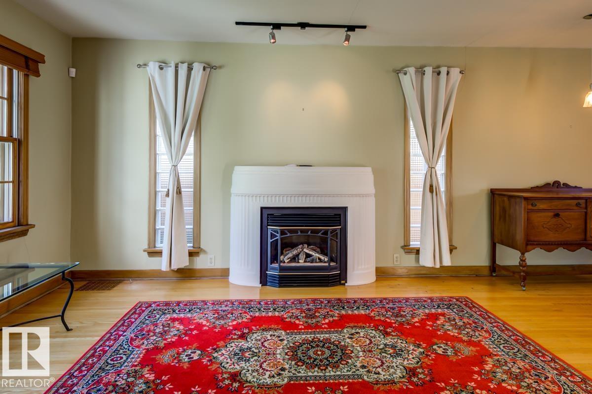 10514 127 Street Nw Property Photo 6
