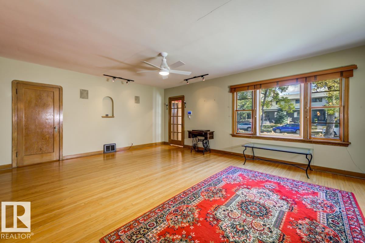 10514 127 Street Nw Property Photo 9