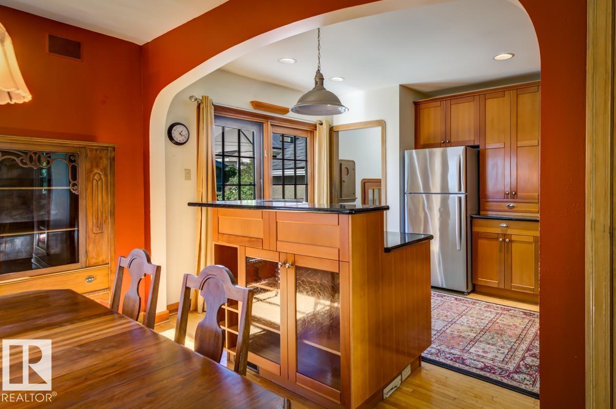 10514 127 Street Nw Property Photo 16