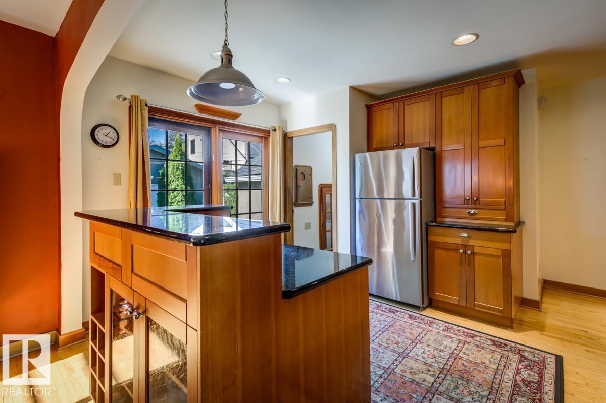 10514 127 Street Nw Property Photo 19