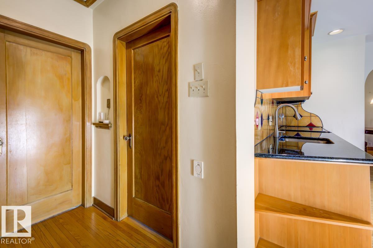 10514 127 Street Nw Property Photo 27