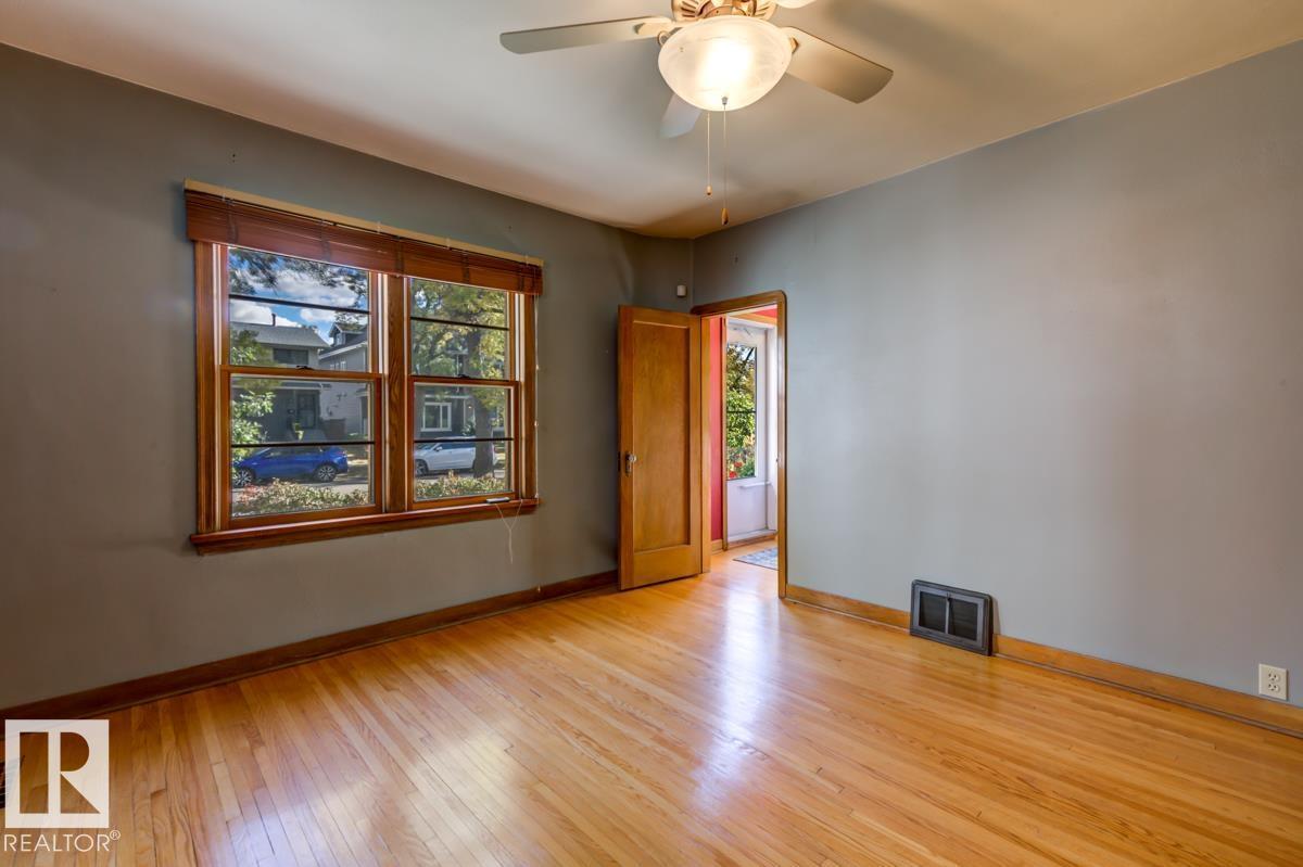 10514 127 Street Nw Property Photo 37