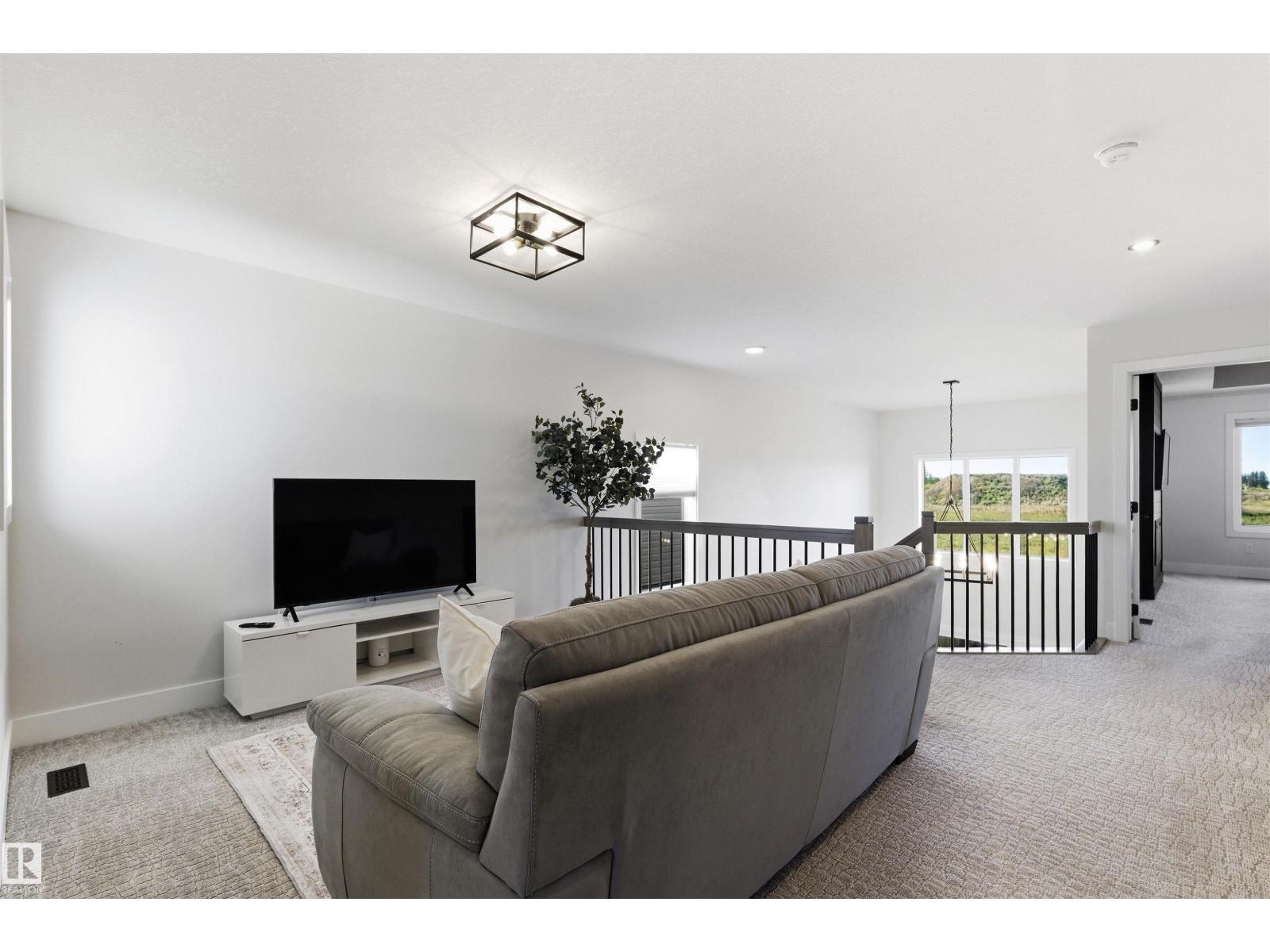 93 Springbrook Wd Property Photo 18
