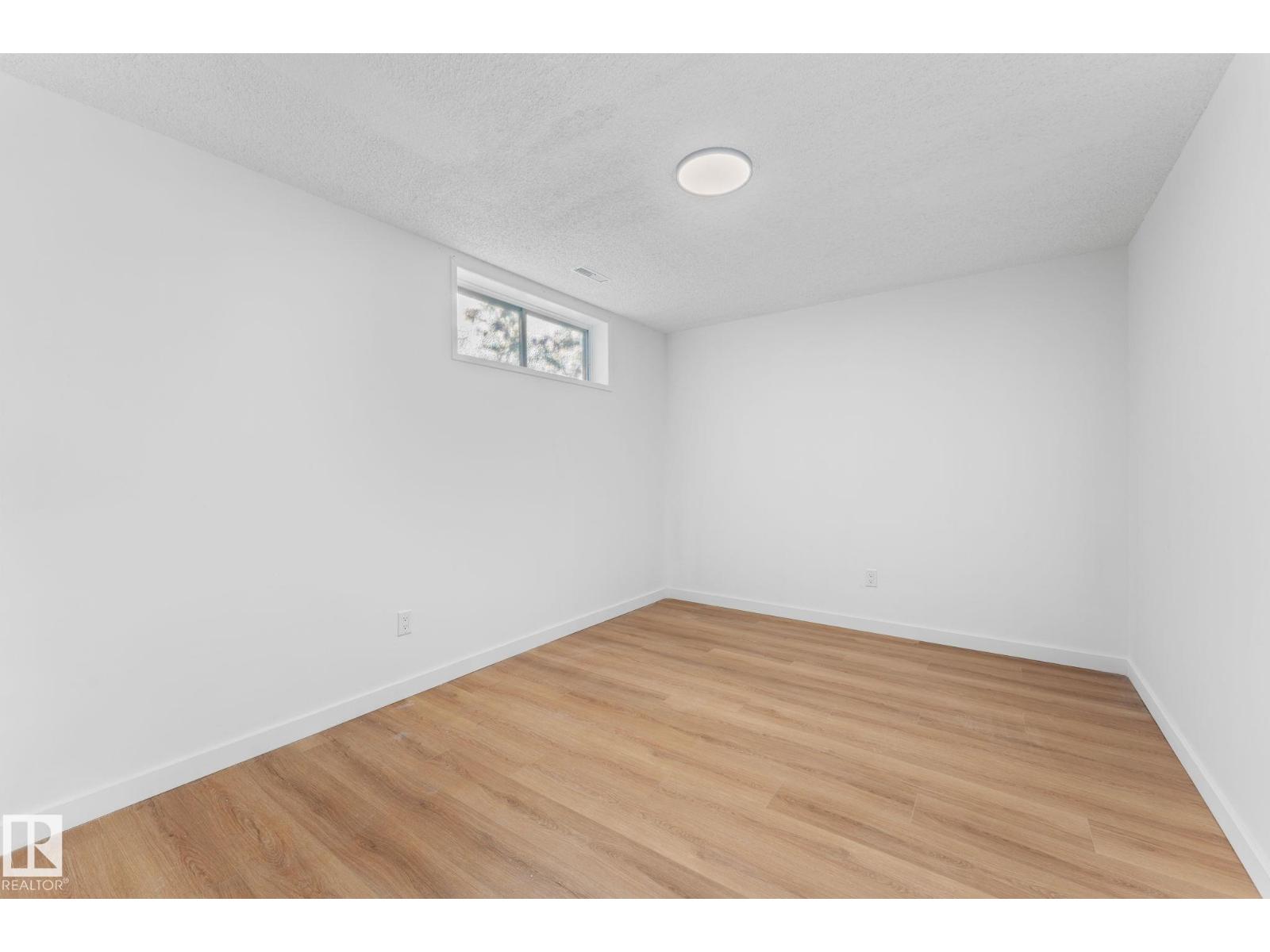 3721 103b Street Nw Nw Property Photo 37