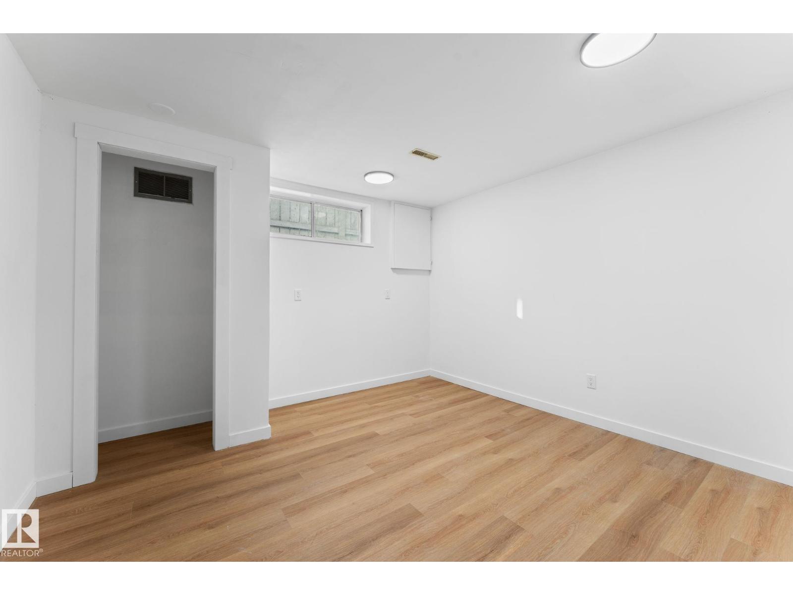 3721 103b Street Nw Nw Property Photo 42