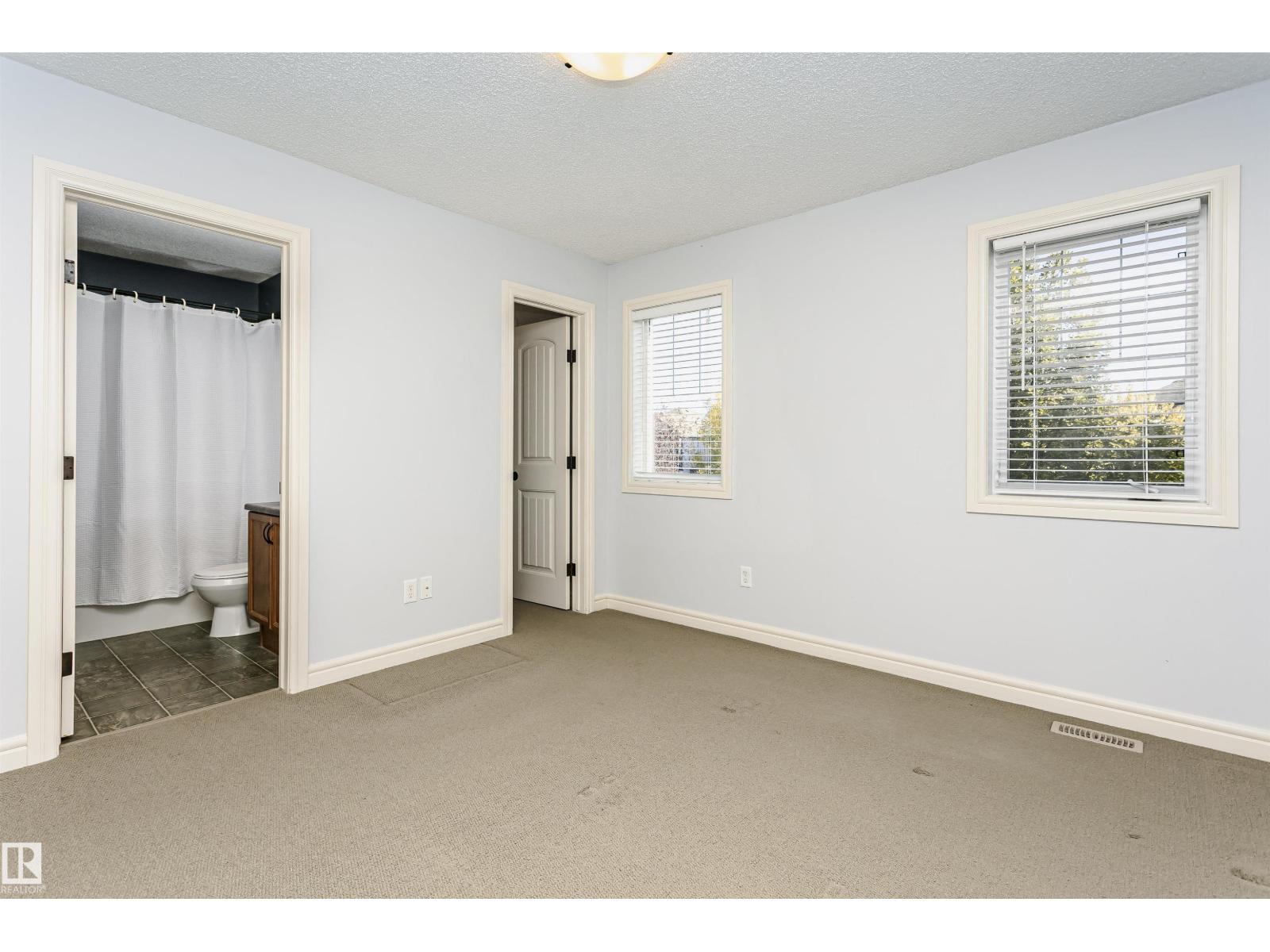 12051 18 Av Sw Sw Property Photo 16