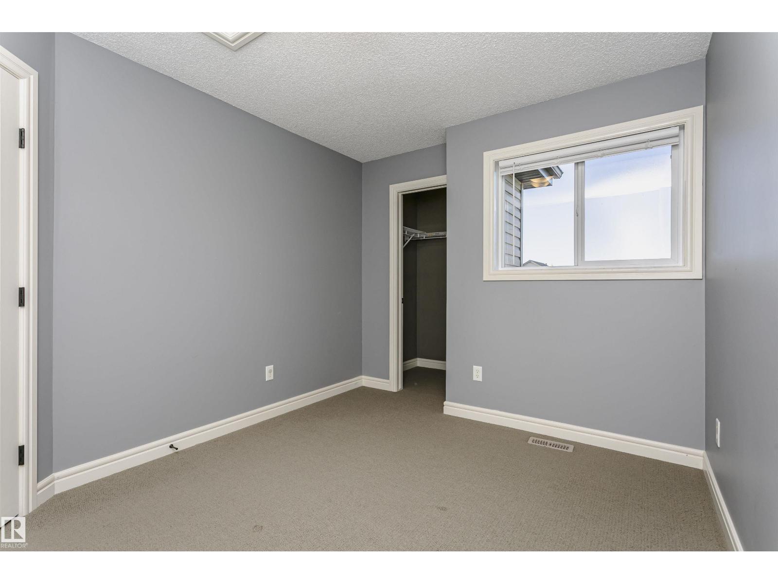 12051 18 Av Sw Sw Property Photo 19