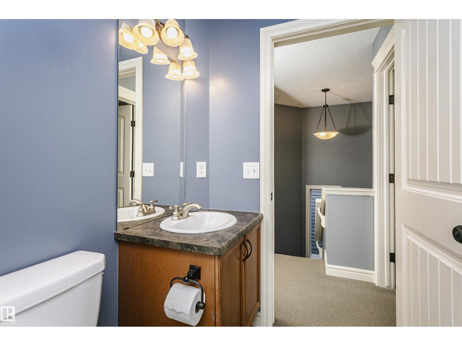 12051 18 Av Sw Sw Property Photo 22