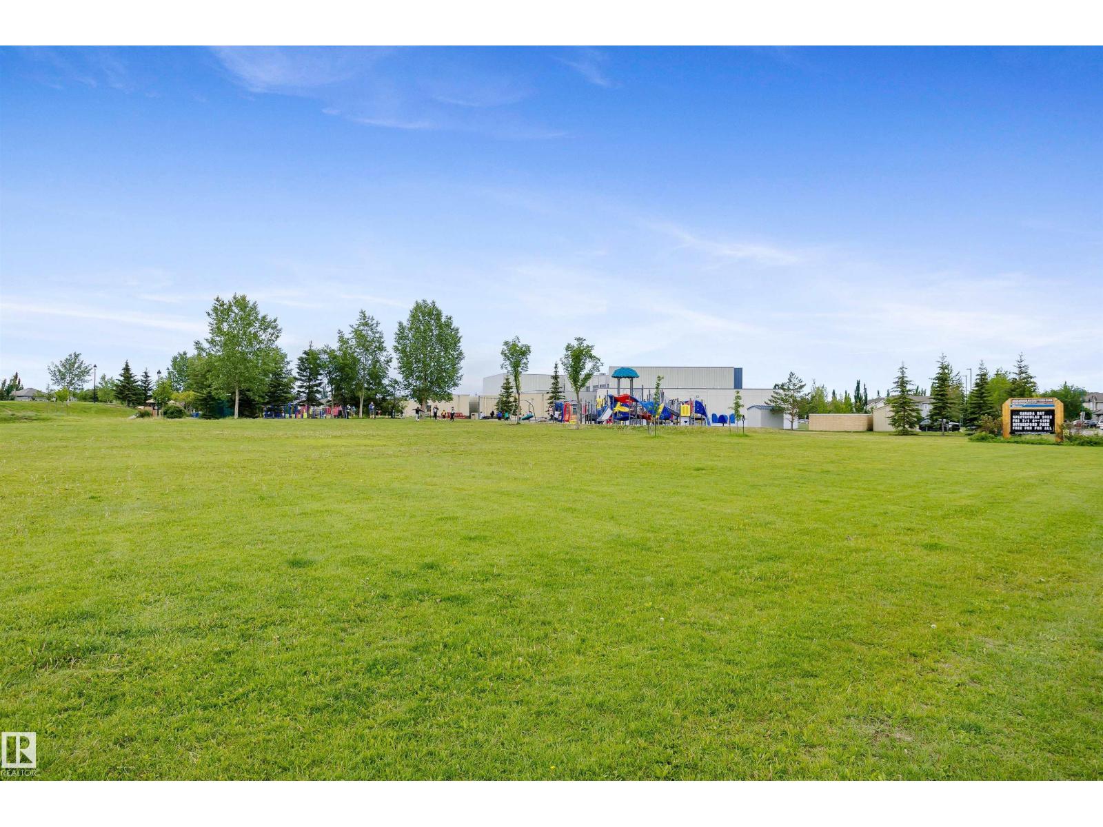 12051 18 Av Sw Sw Property Photo 36
