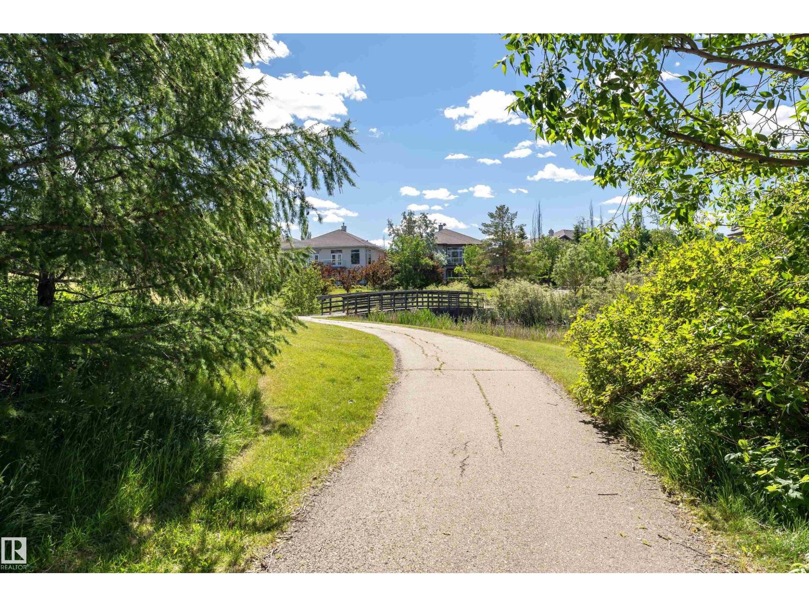 12051 18 Av Sw Sw Property Photo 37