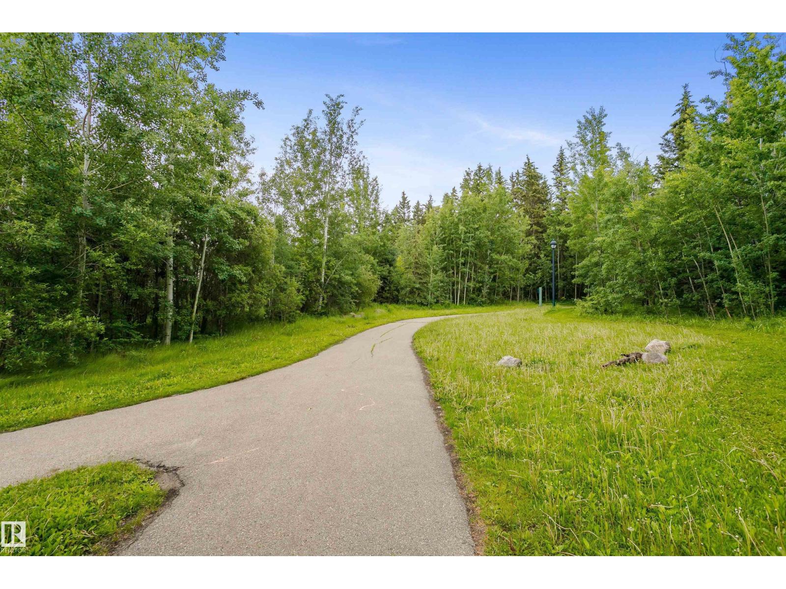 12051 18 Av Sw Sw Property Photo 39