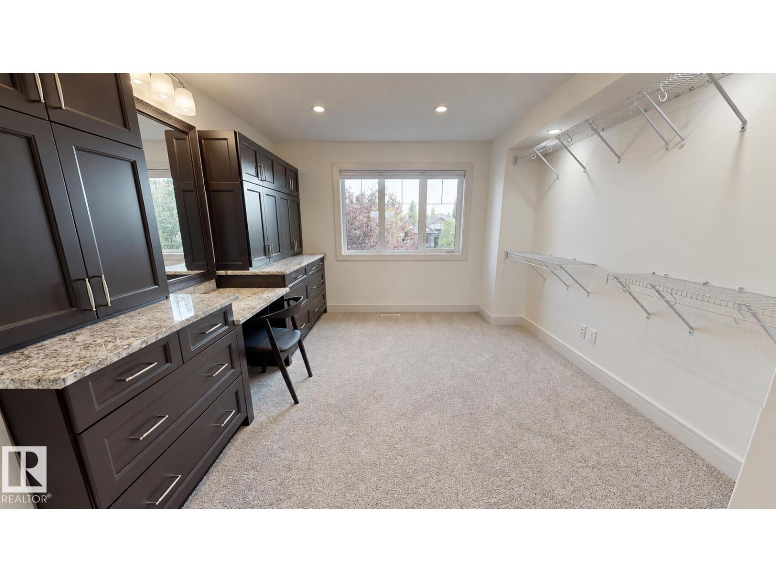 26 Executive Way Property Photo 25