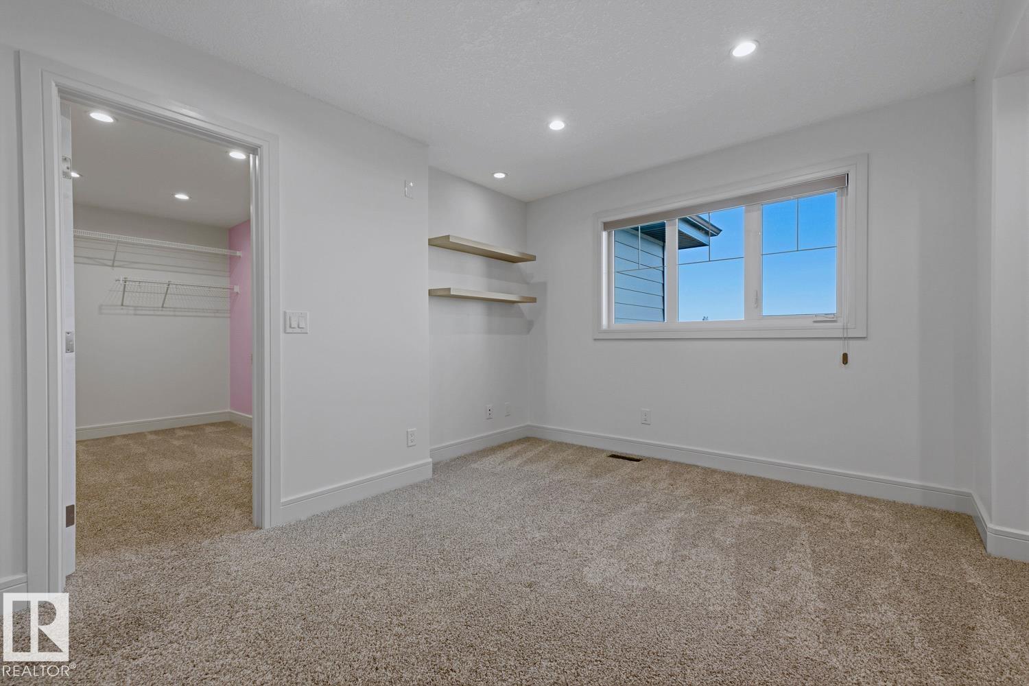 26 Executive Way Property Photo 31