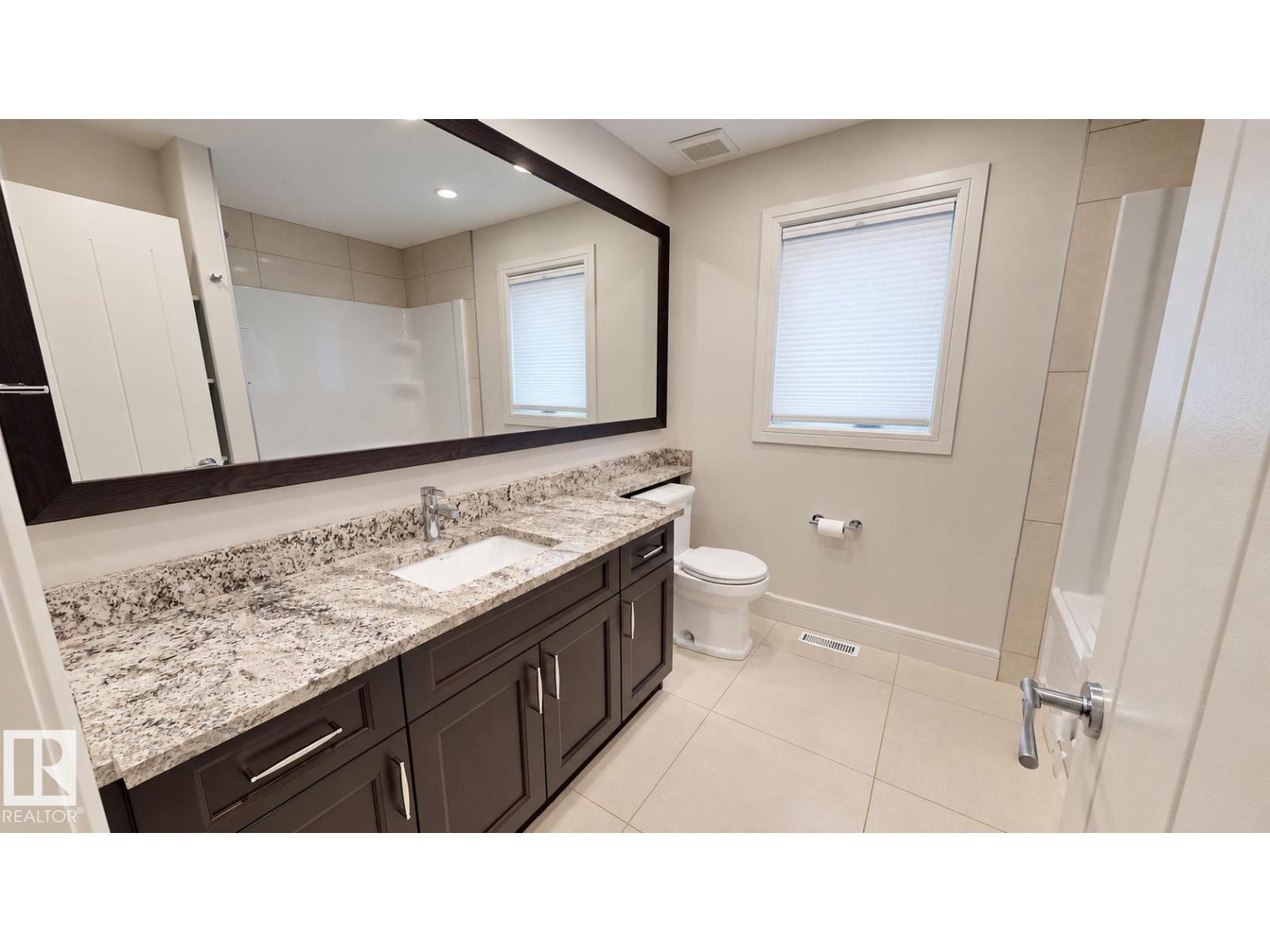 26 Executive Way Property Photo 33