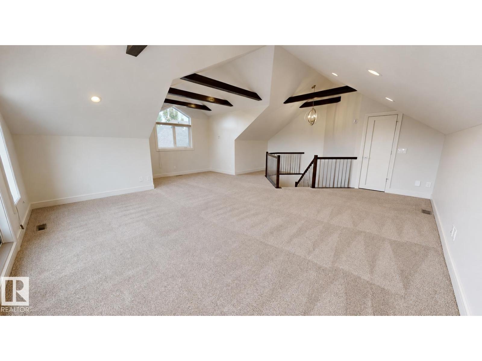 26 Executive Way Property Photo 41