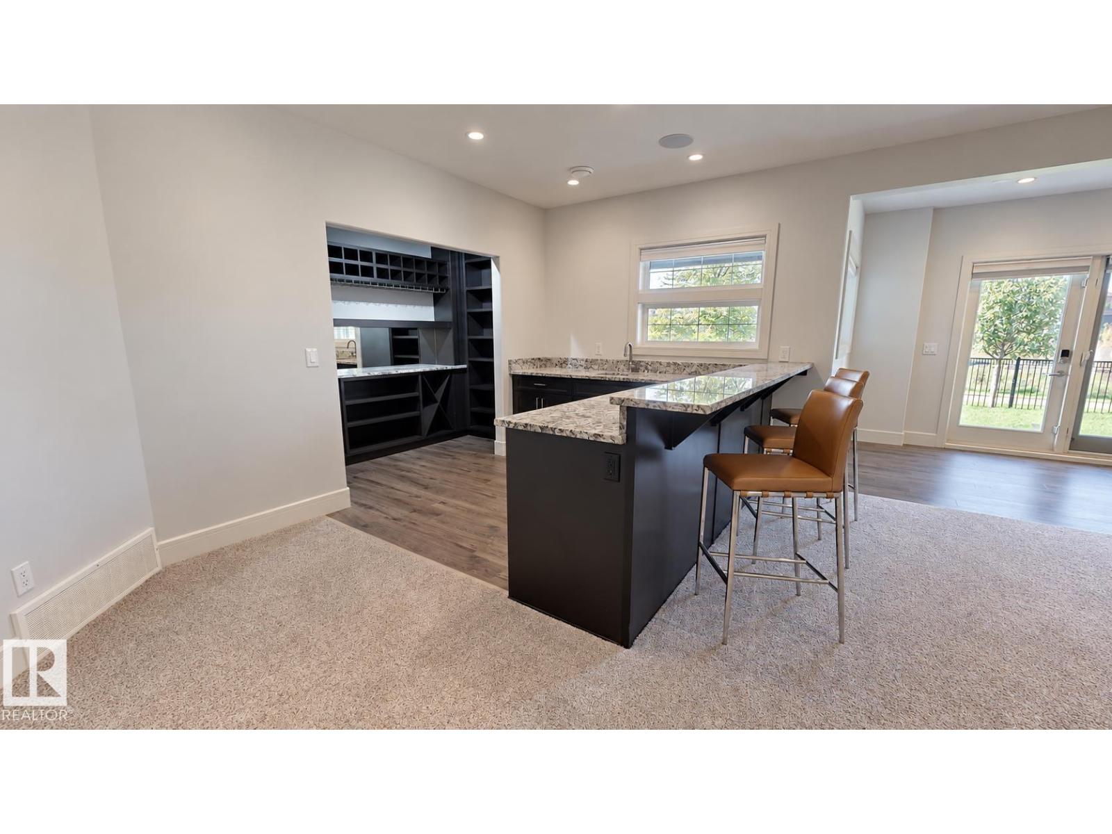 26 Executive Way Property Photo 43