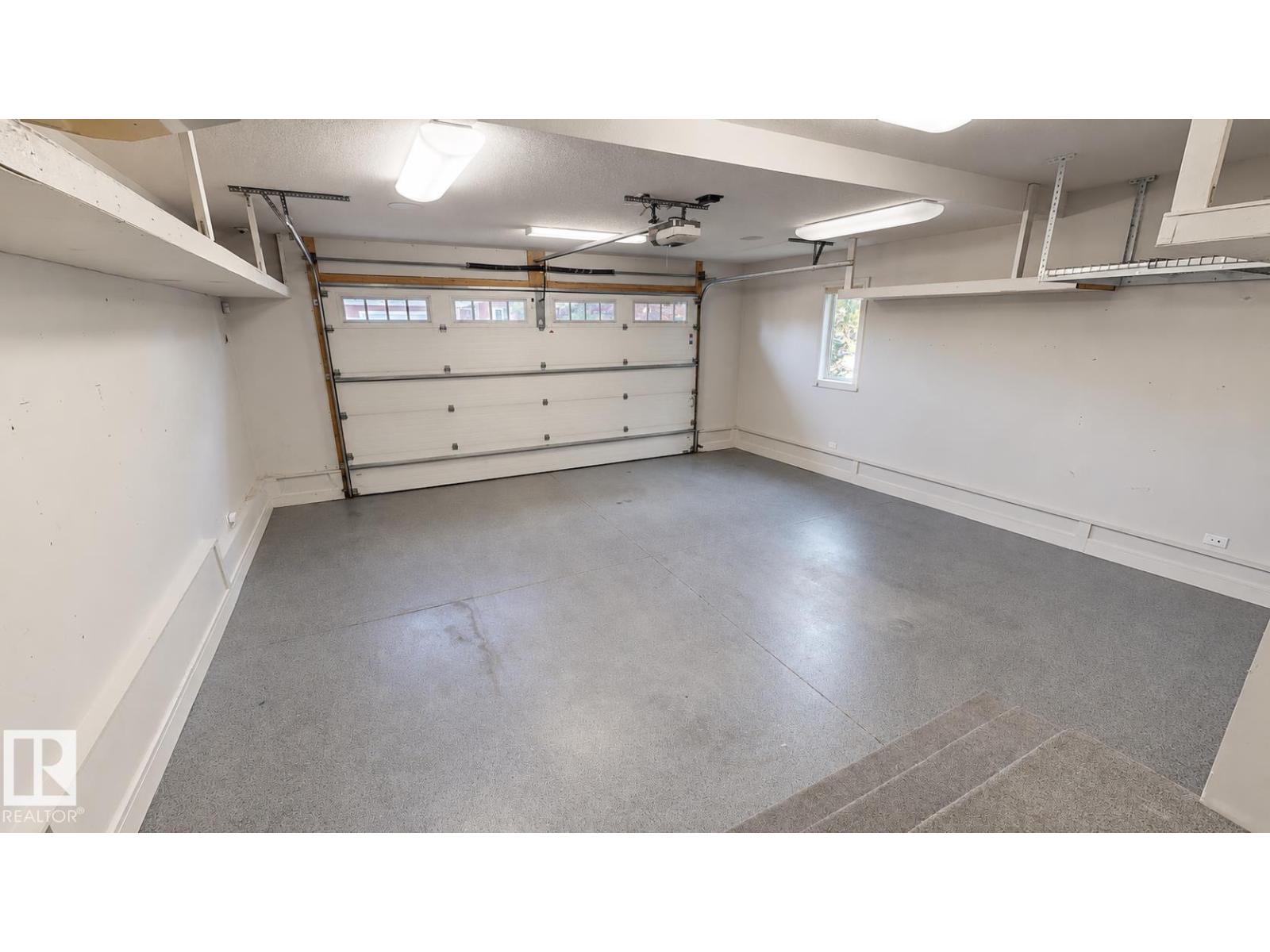 26 Executive Way Property Photo 56