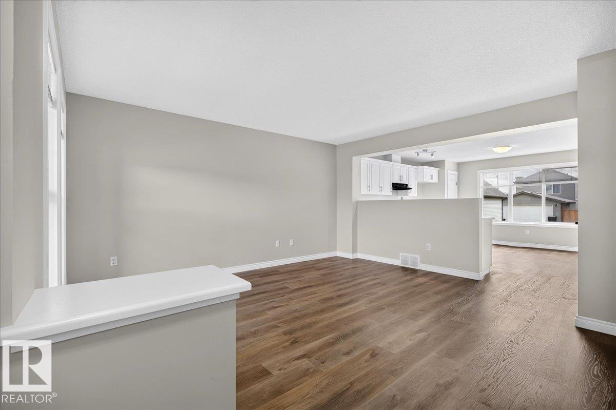 8305 Ellis Cr Nw Property Photo 6