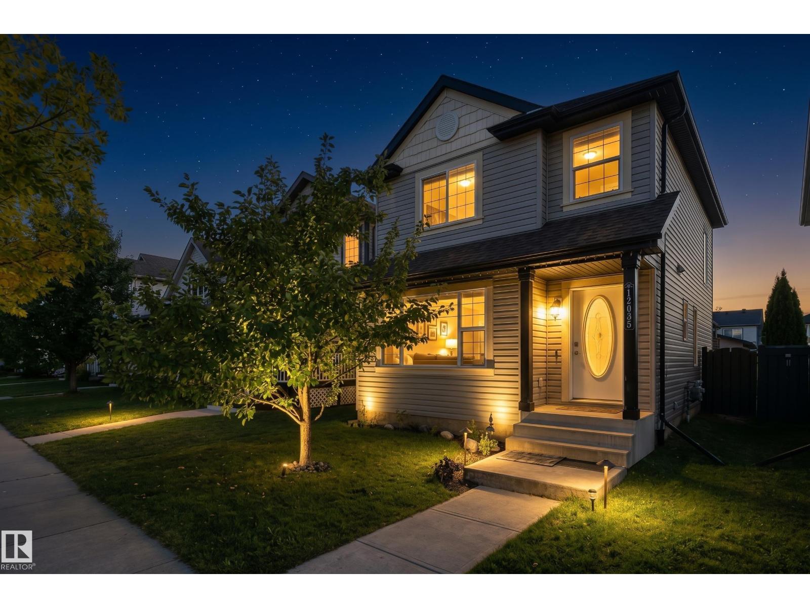12035 18 Av Sw Property Photo 4