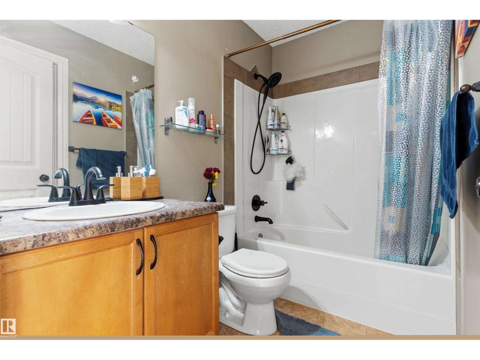 12035 18 Av Sw Property Photo 21