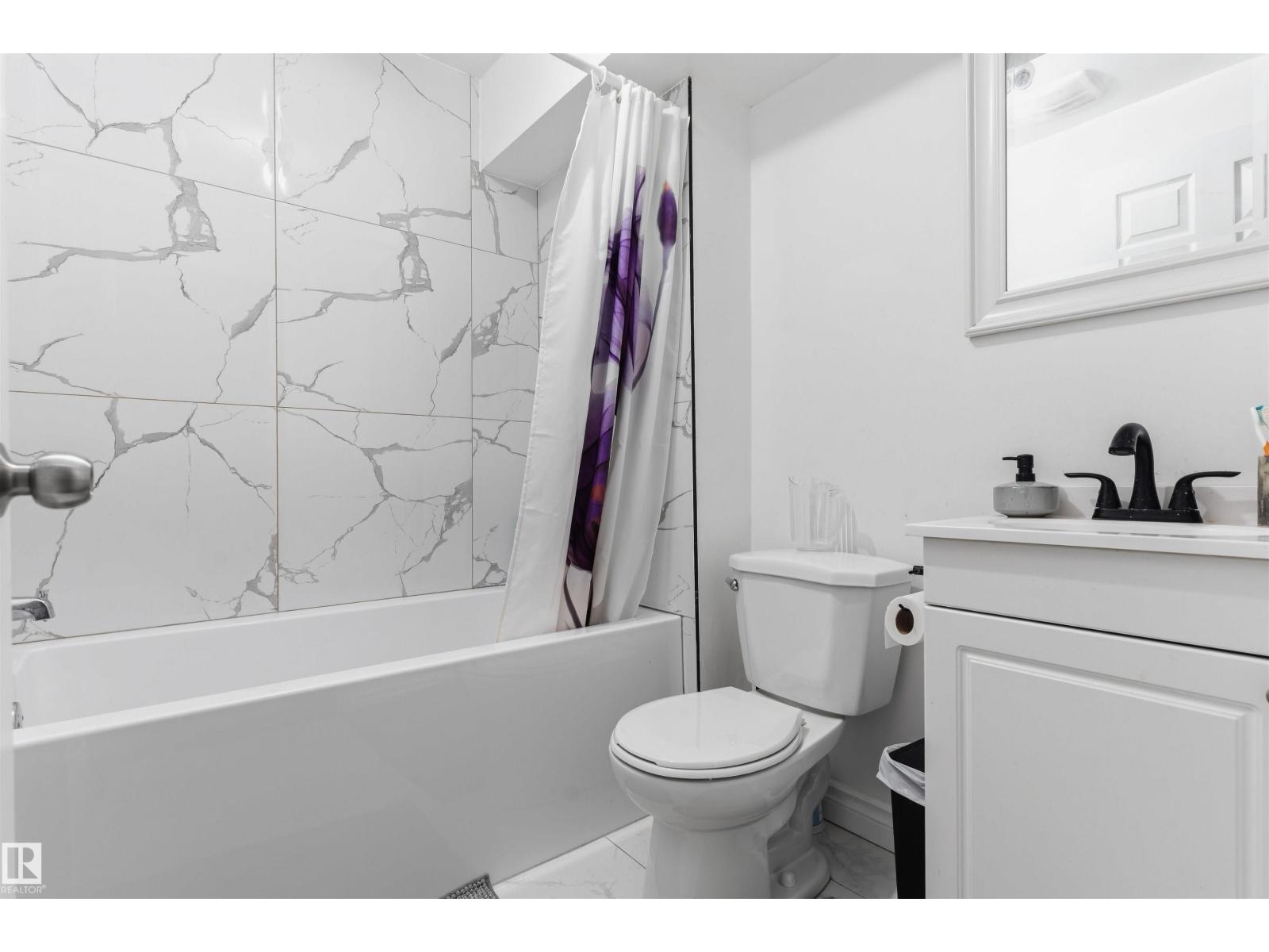 12035 18 Av Sw Property Photo 31