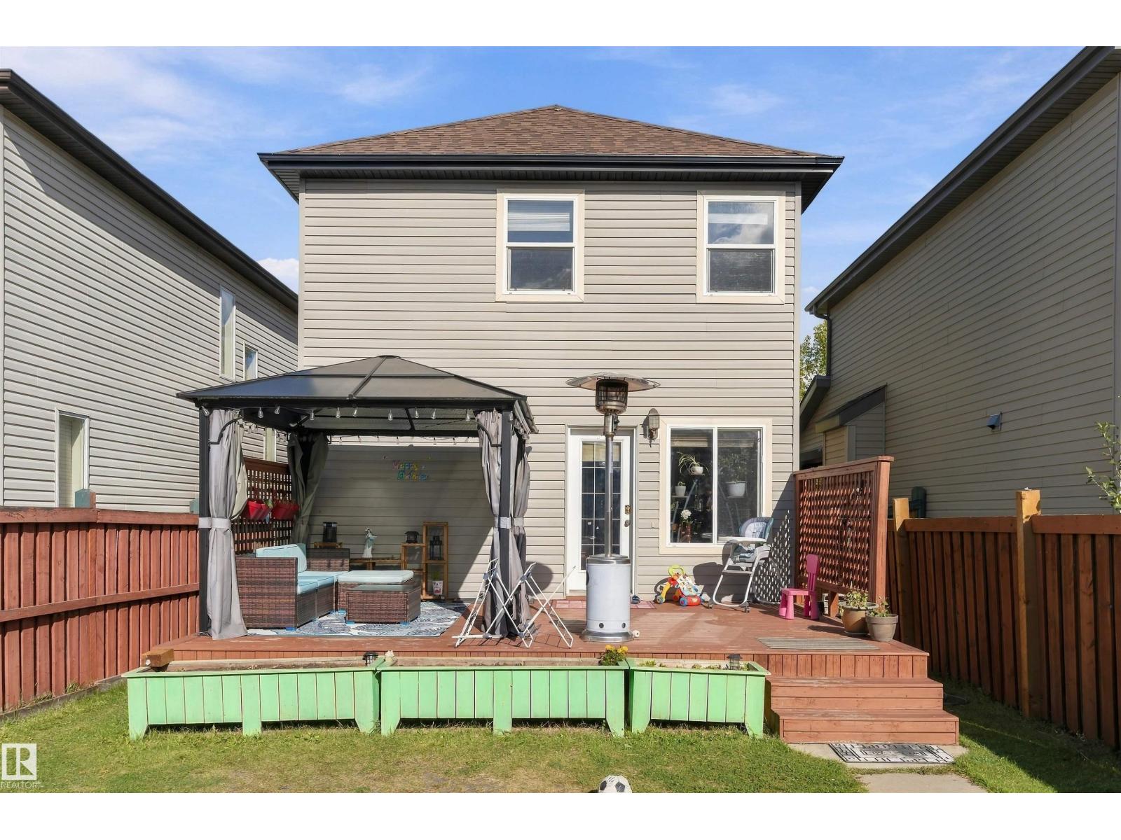 12035 18 Av Sw Property Photo 33
