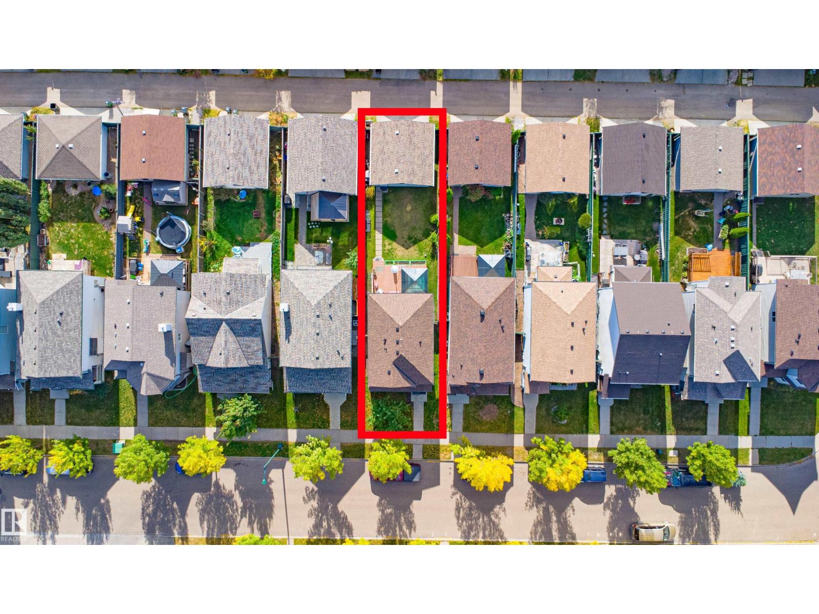 12035 18 Av Sw Property Photo 42