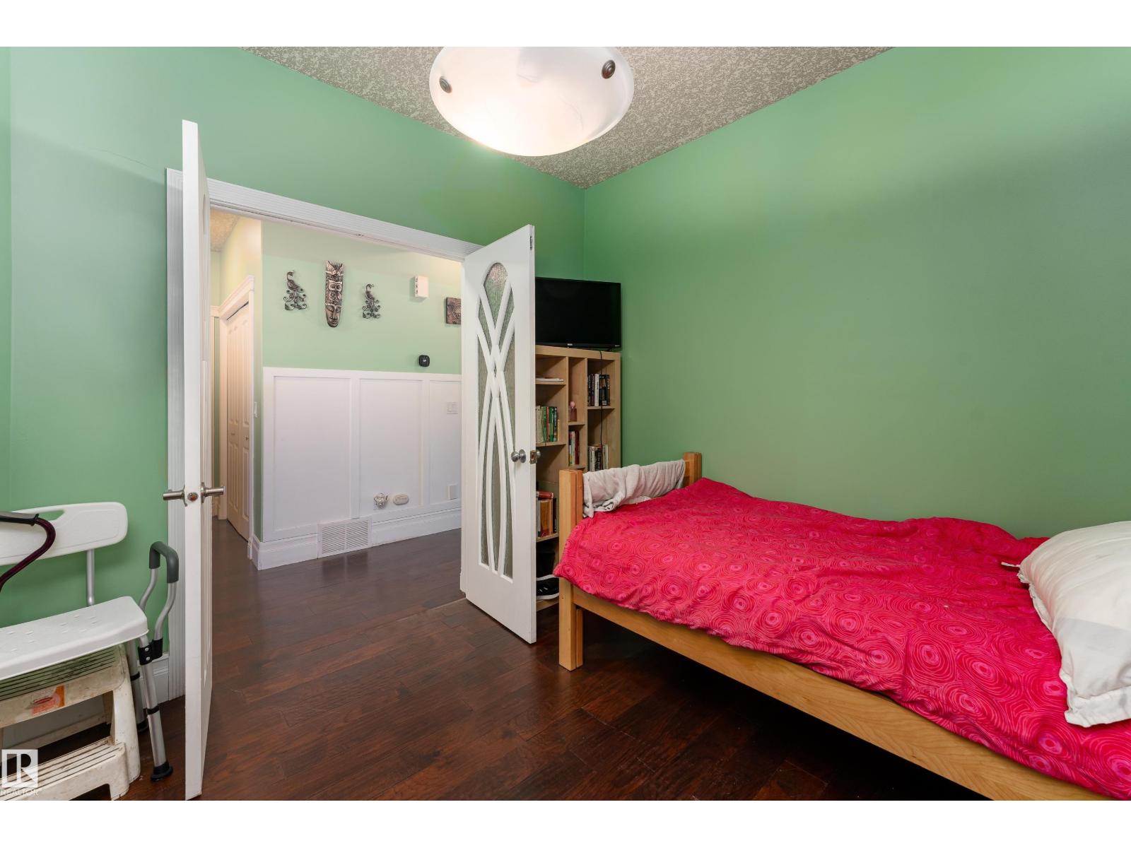 16613 58a St Nw Property Photo 16